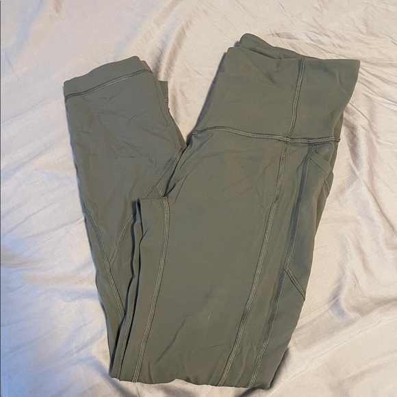 Lululemon pants - Picture 5 of 8